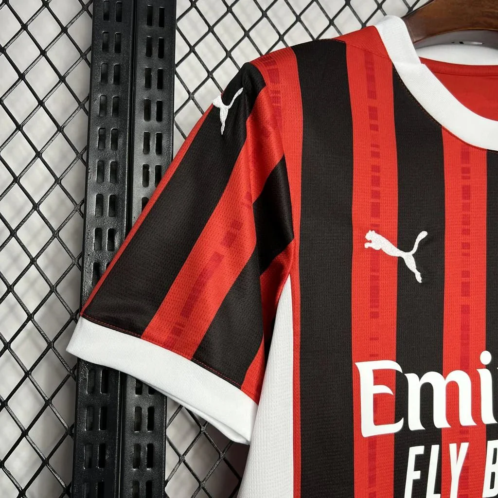 AC Milan 2024 Home Shirt - Image 3