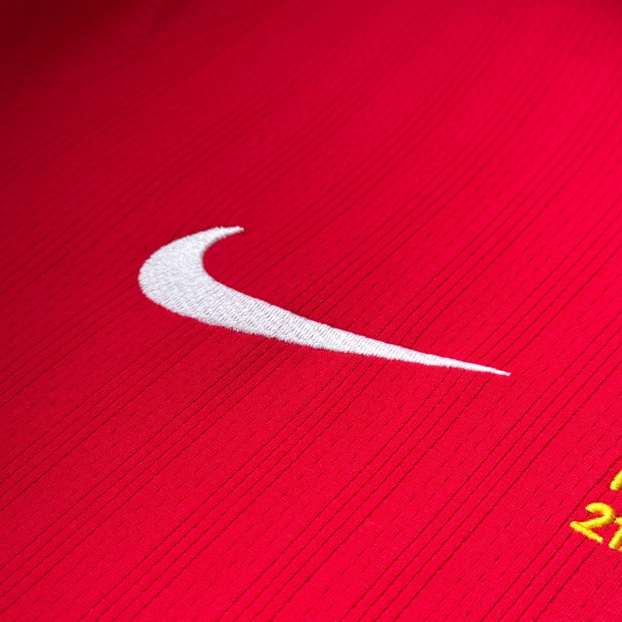 Man United 2007 L/S UCL Home Shirt - Image 6